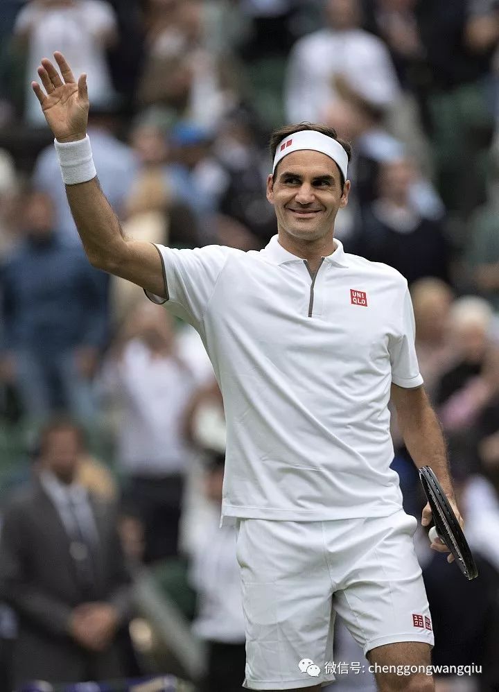 费德勒巅峰对决，阿扎伦卡与60激战日本队分钟，赛况扑朔迷离胜负难料！的简单介绍