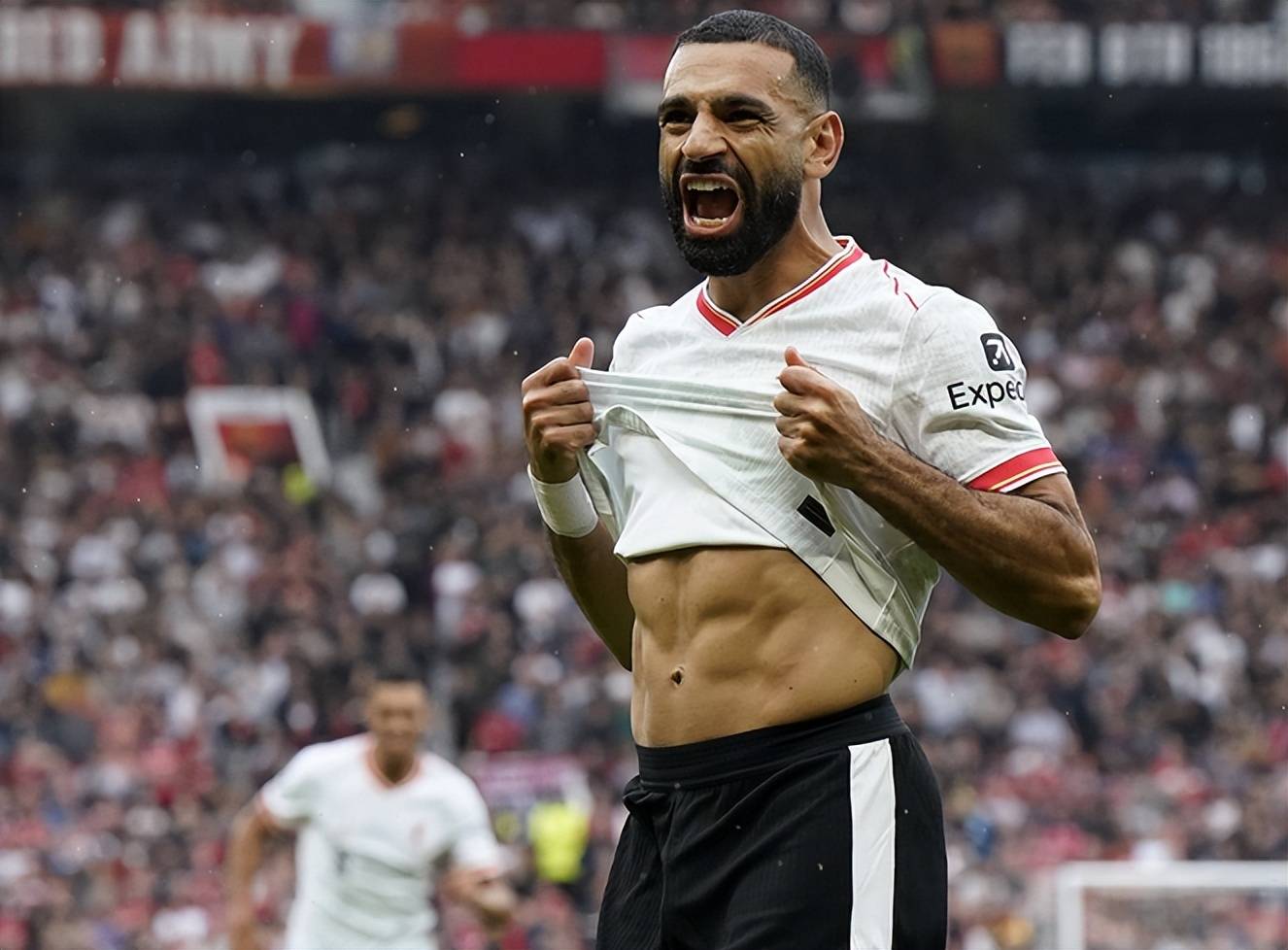 包含萨拉赫迎来三赛季高光表现，塞尔维亚队球迷沸腾！的词条