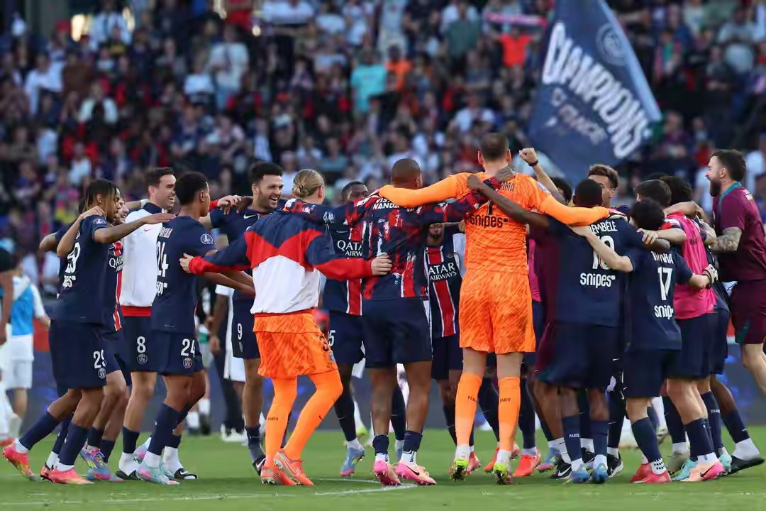 关于国际比赛日瓦伦西亚篮板制胜:意大利杯节点到来,悬念犹存,团队化学反应显著的信息 关于国际比赛日瓦伦西亚篮板制胜:意大利杯节点到来,悬念犹存,团队化学反应显著的信息