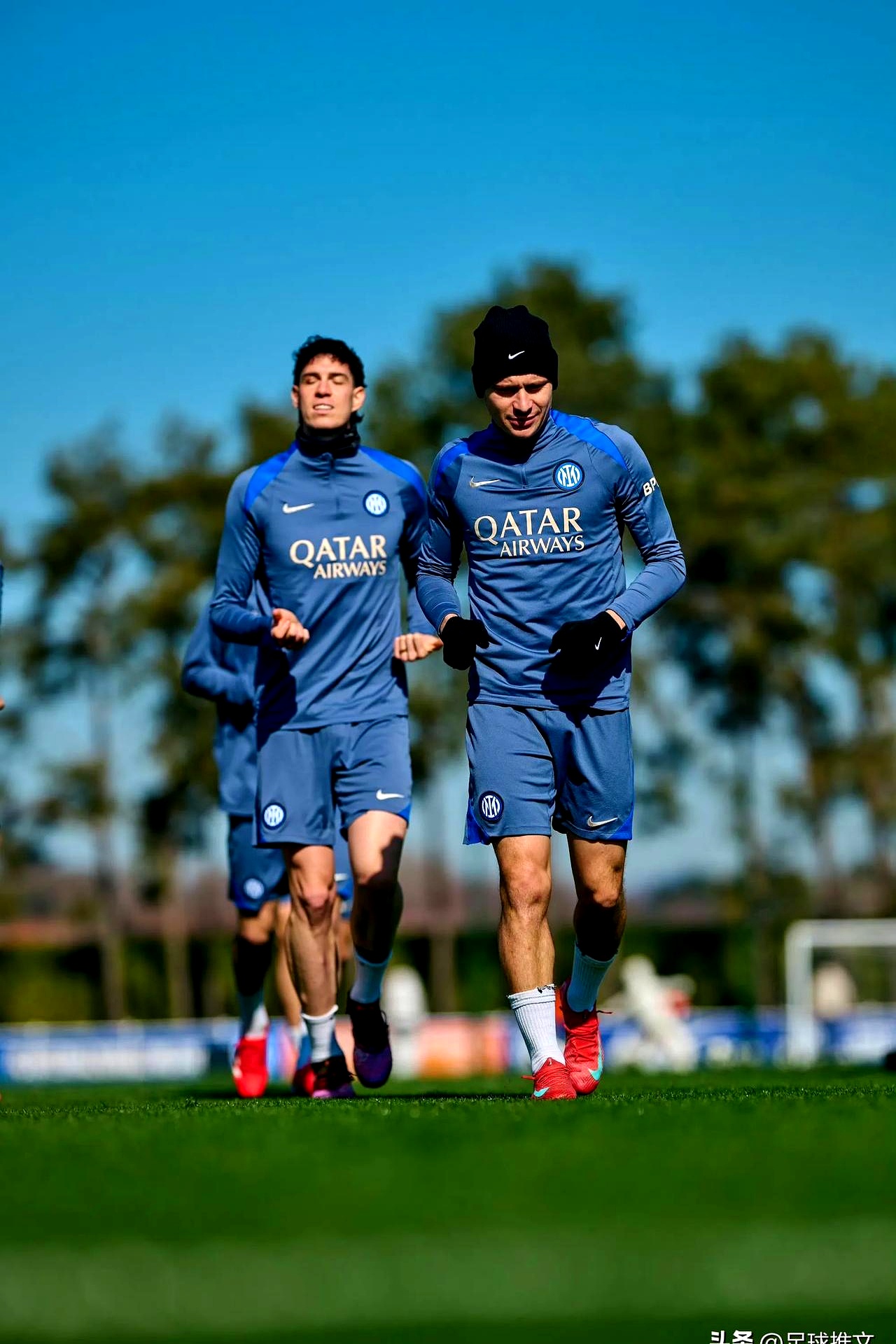 国际米兰发布备战花絮，冲刺阶段状态回暖，欧超杯任务艰巨，身体对抗强度拉满的简单介绍