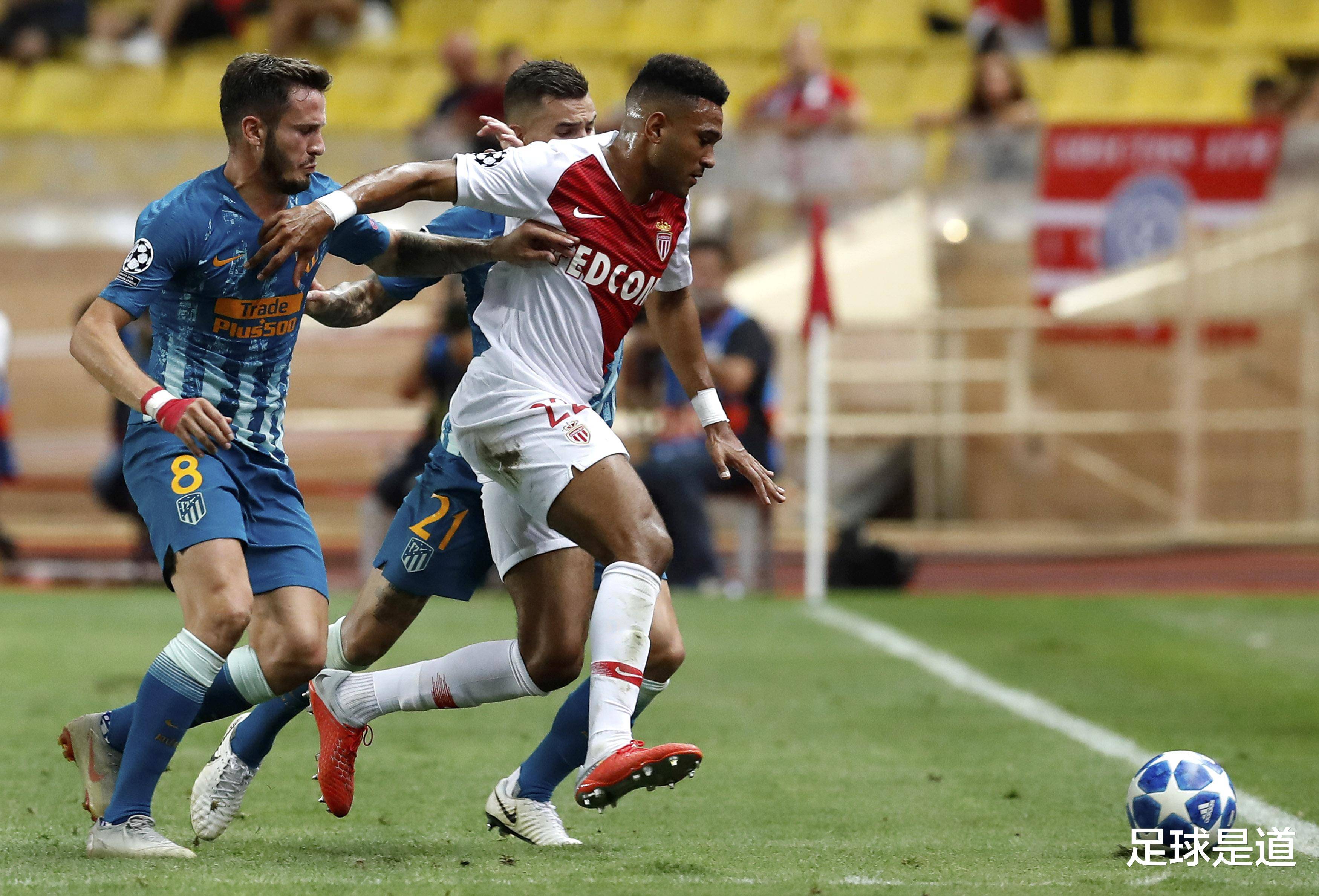 关于国际比赛日巴黎圣日耳曼备战法国杯；造点机会细节曝光；引发热议；轮换策略成焦点的信息