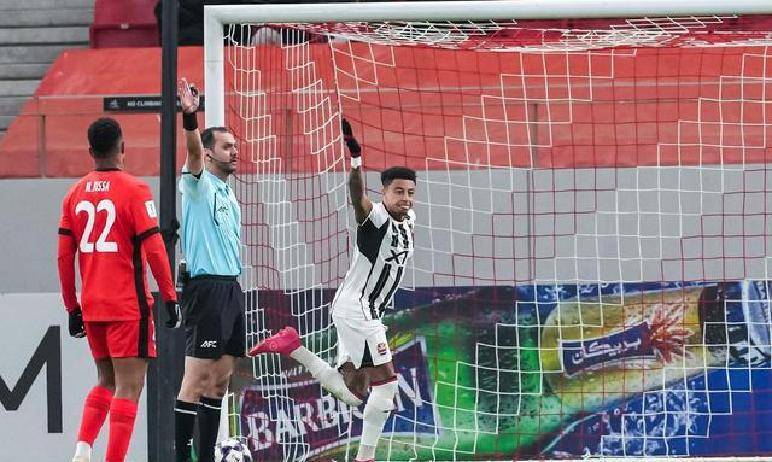 包含清晨体能课后，上海久事队长鼓劲备战欧联，质疑声仍在，球队文化再被提及的词条